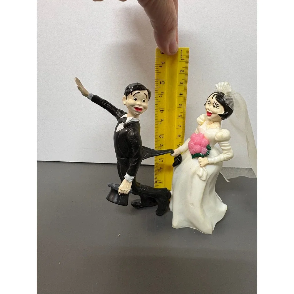 Vintage 1972 Wilton Runaway Groom‎ Wedding Cake Topper Humorous Plastic Figurine